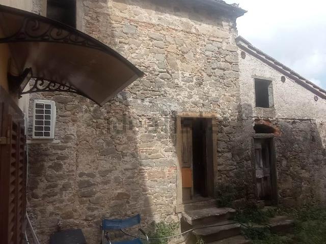 Casa in vendita a Marliana, Toscana