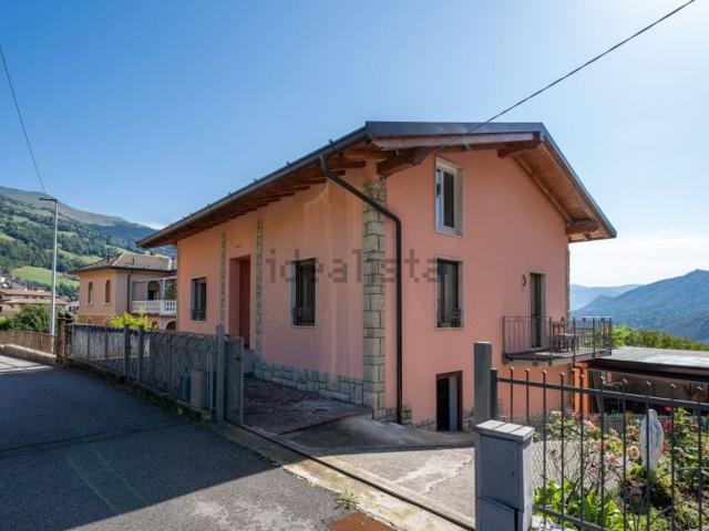 Casa in vendita a Premolo, Lombardia