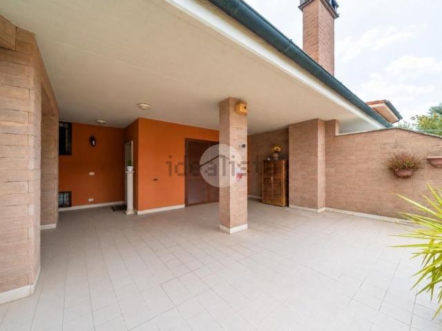 Casa in vendita a Guidonia Montecelio, Roma Capitale