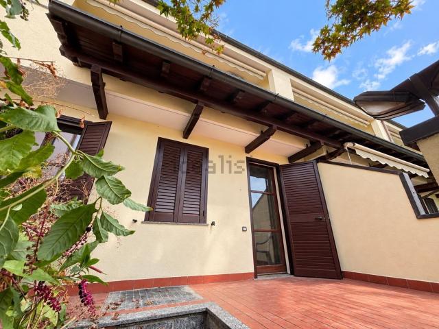 Casa in vendita a Corbetta, Milano
