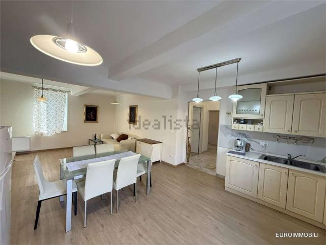 Casa in vendita a Traversetolo, Reggio Emilia