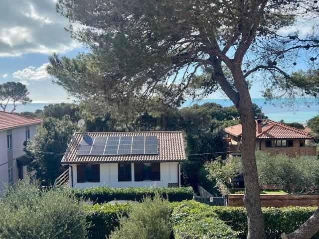 Casa in vendita a Quercianella, Livorno