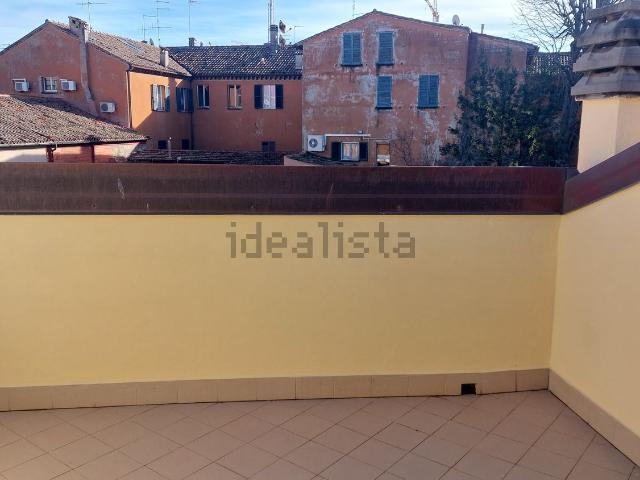 Casa in vendita a Centro Storico, Marche