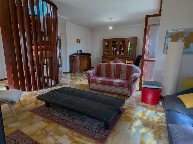 Casa in vendita a Quartiere Italia, Latina