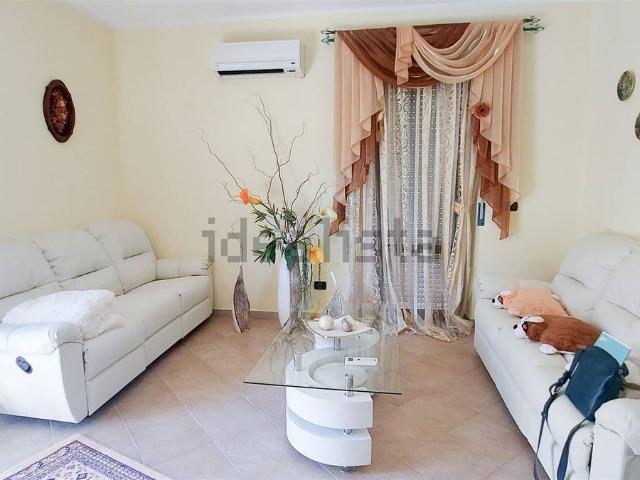 Casa in vendita a Calabria, Crotone