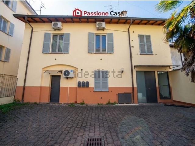 Casa in vendita a Parma Centro, Parma