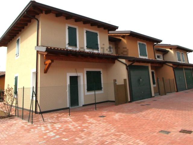 Casa in vendita a Unione dei comuni Valli del Reno, Lavino e Samoggia, Bersagliera