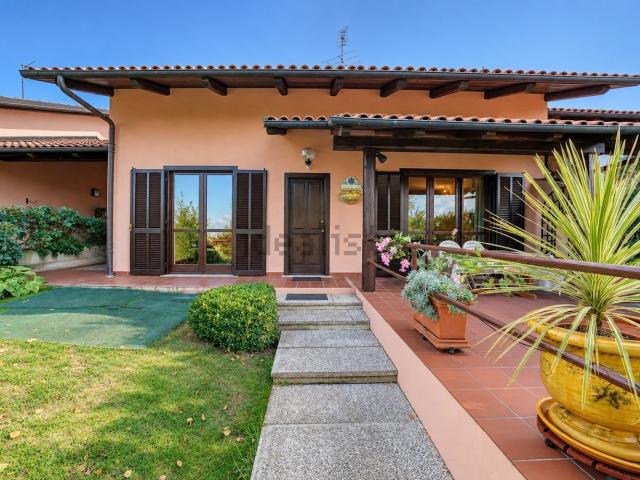 Casa in vendita a Pino Torinese, Torino