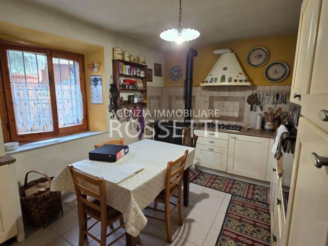 Casa in vendita a Lamporecchio, Toscana
