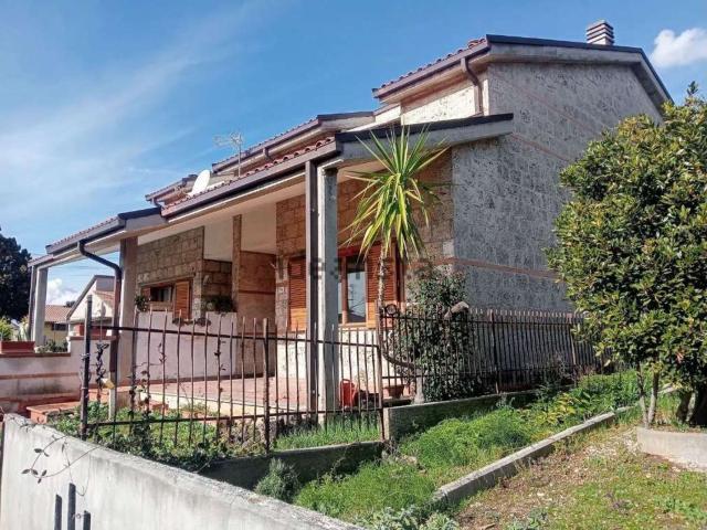 Casa in vendita a Borgo Rivo, Terni