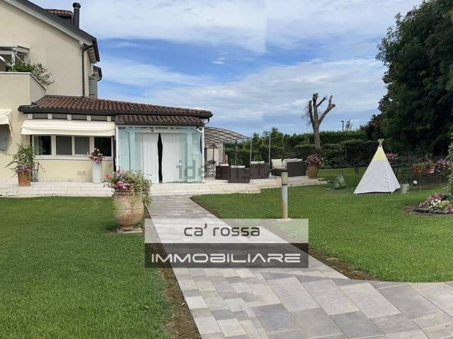 Casa in vendita a Mogliano Veneto, Veneto