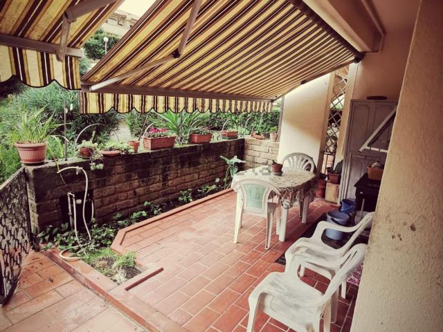 Casa in vendita a Falcone, Piombino