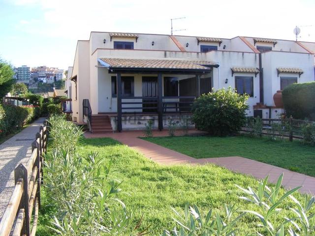 Casa in vendita a Campofelice Di Roccella, Sicilia