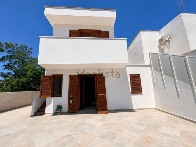 Casa in vendita a San Cataldo, Lecce