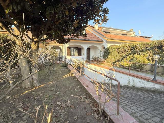 Casa in vendita a Piemonte, Torino