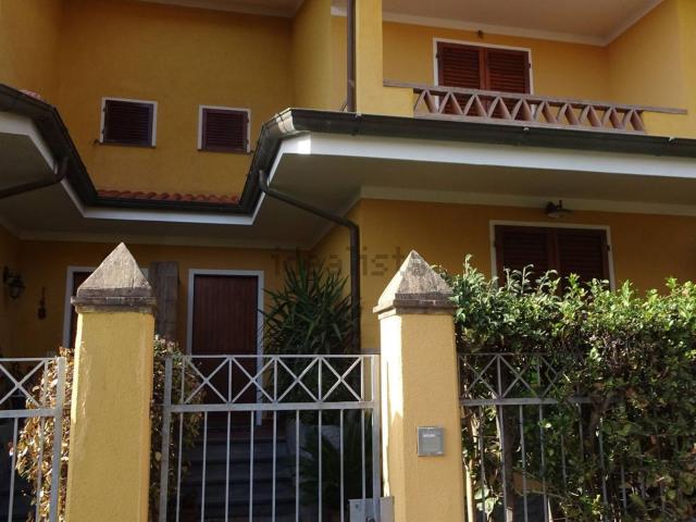 Casa in vendita a Massarosa, Toscana
