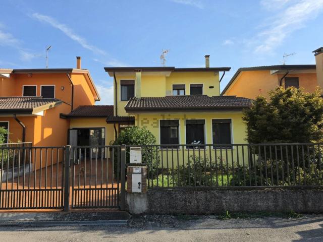 Casa in vendita a Saletto, Padova