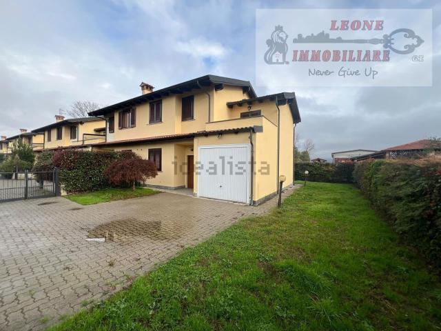 Casa in vendita a Cascina Leoncina, Landriano