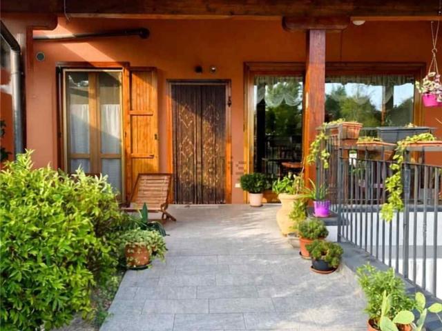 Casa in vendita a Calcinate, Bergamo
