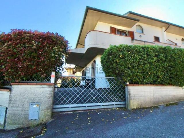 Casa in vendita a Montevettolini, Toscana