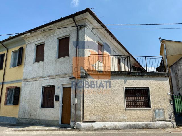 Casa in vendita a Bastida Pancarana, Lombardia