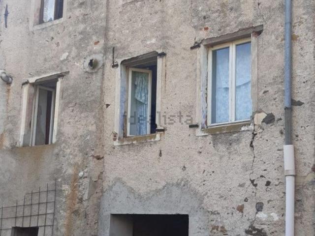 Casa in vendita a Valli Del Pasubio, Veneto