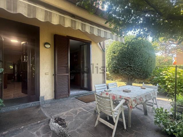 Casa in vendita a Mirabello, Cantù
