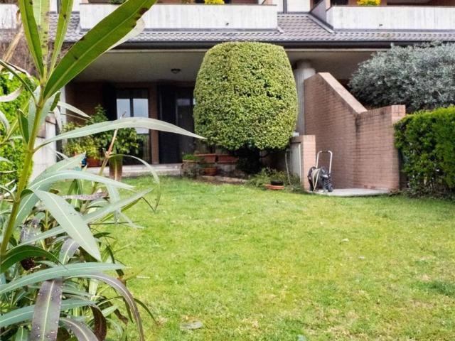 Casa in vendita a Abbiategrasso, Lombardia