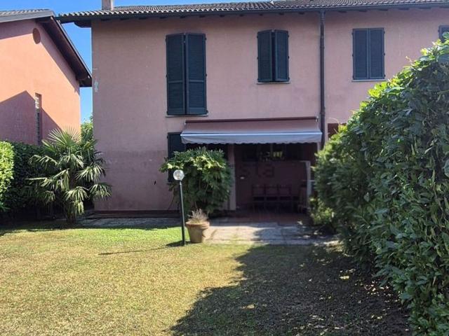 Casa in vendita a Garbagnate Rota, Bosisio Parini