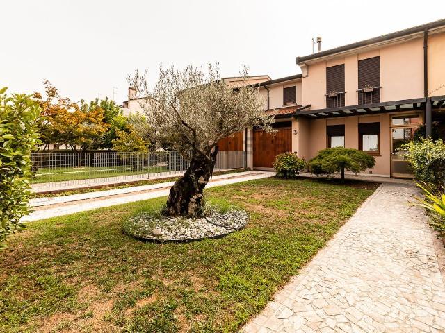 Casa in vendita a Castelfranco Veneto, Veneto