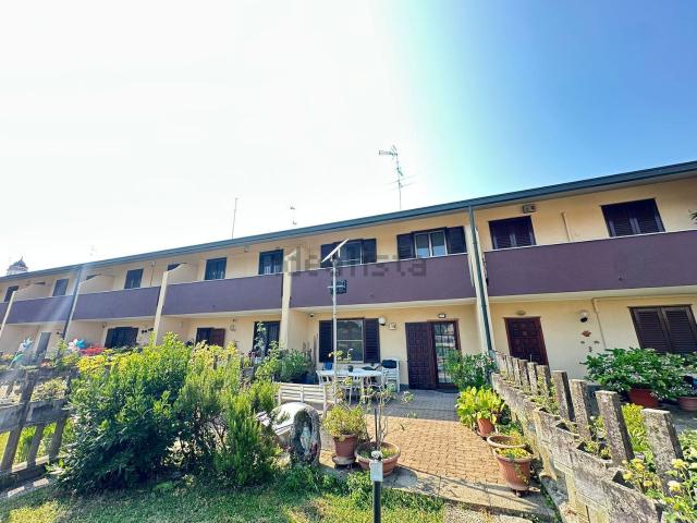Casa in vendita a Siziano, Pavia