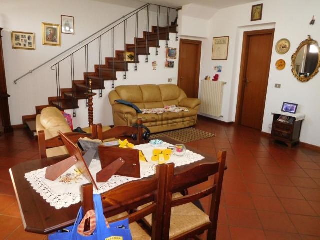 Casa in vendita a Gabella, Calci