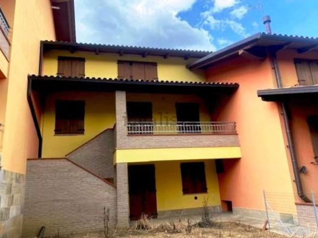 Casa in vendita a Unione di comuni Terre di Castelli, Guiglia