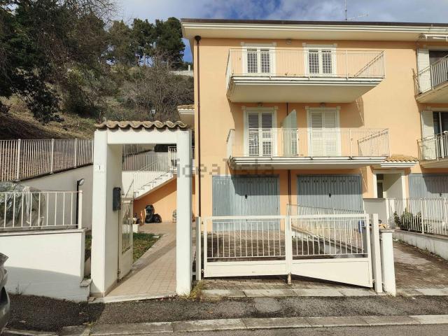 Casa in vendita a Marche, Ascoli Piceno