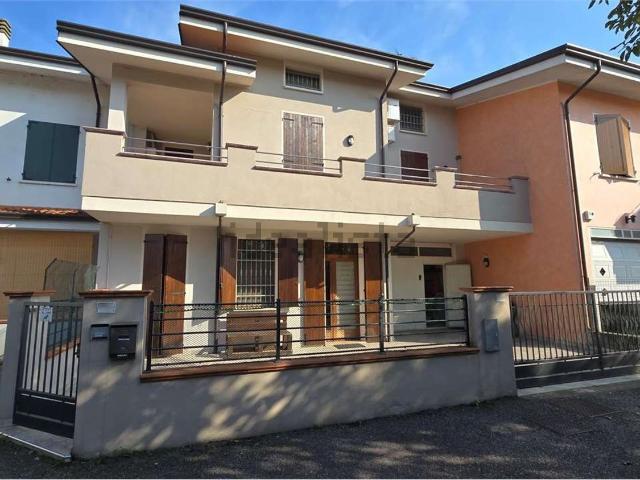 Casa in vendita a Goito, Lombardia