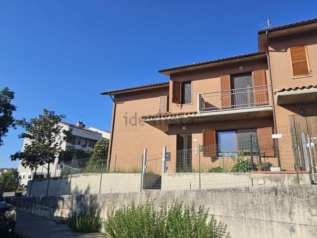Casa in vendita a Marche, Ancona