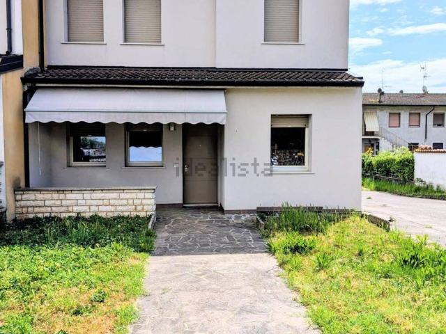 Casa in vendita a Quinzano D'oglio, Lombardia