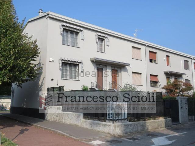 Casa in vendita a Campo Sportivo-Colombara, Saronno