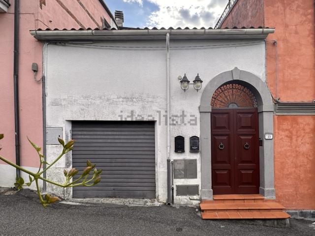 Casa in vendita a Unione di comuni Montana Lunigiana, Podenzana