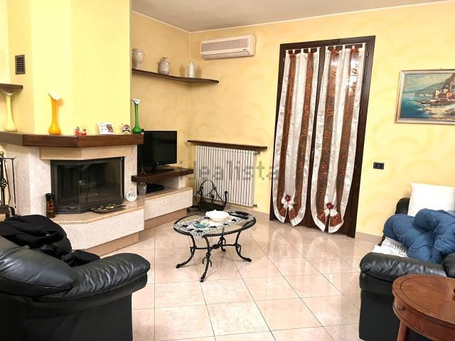 Casa in vendita a Tresinaro - Secchia, Re