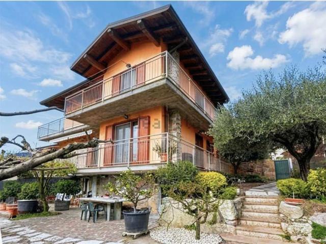 Casa in vendita a Viadanica, Lombardia