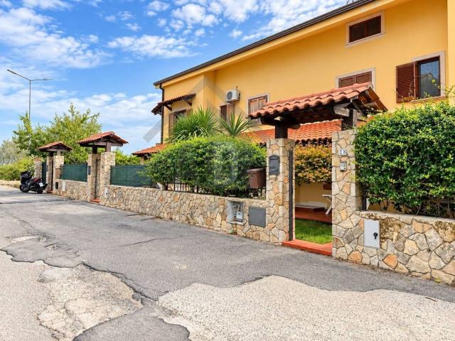 Casa in vendita a Codicina-manche, Cerisano
