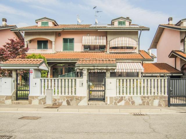 Casa in vendita a Zibido, Zibido San Giacomo
