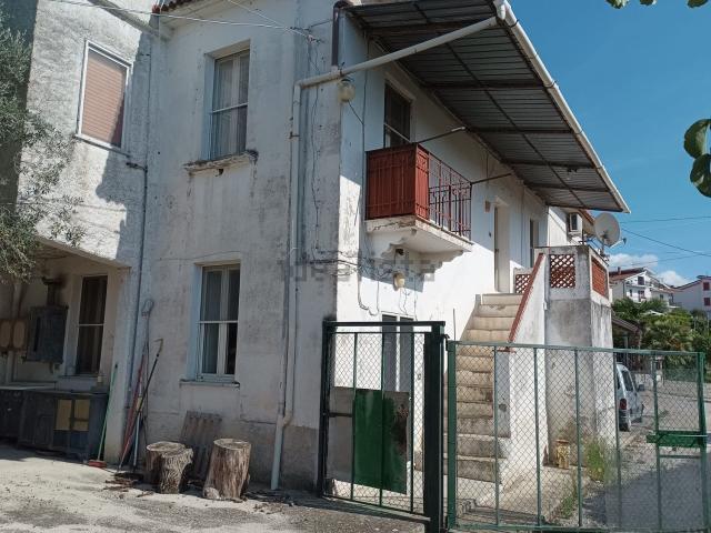 Casa in vendita a Albanella, Campania