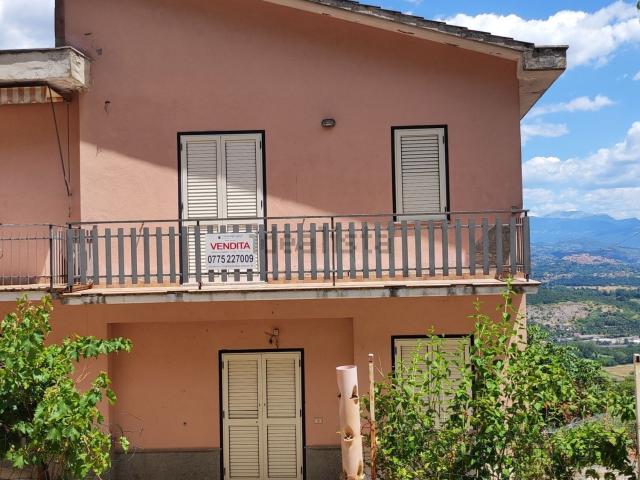 Casa in vendita a Morolo, Lazio