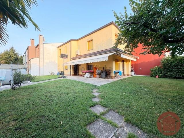Casa in vendita a Bessica, Loria
