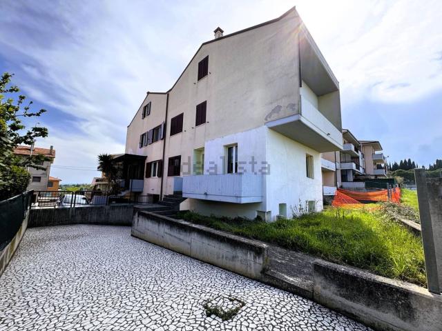 Casa in vendita a Marche, Fermo