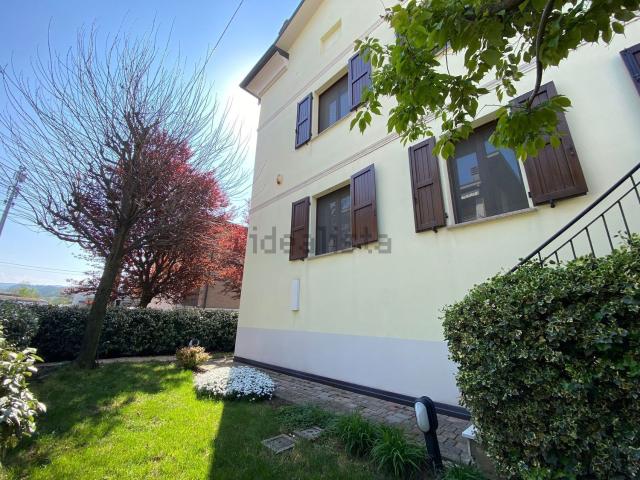 Casa in vendita a Tresinaro - Secchia, Re
