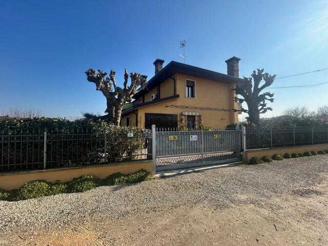 Casa in vendita a Anguillara Veneta, Padova