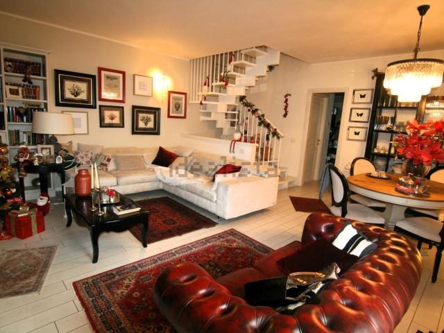 Casa in vendita a Carrara, Toscana